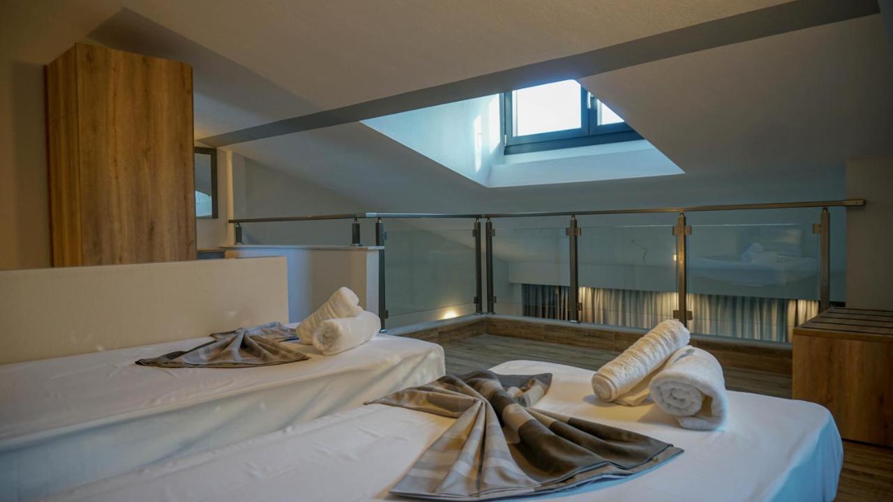 Enalia Luxury Living Apartment Nikiti  Exterior photo