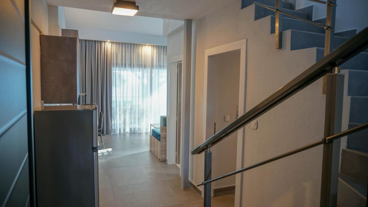 Enalia Luxury Living Apartment Nikiti  Exterior photo